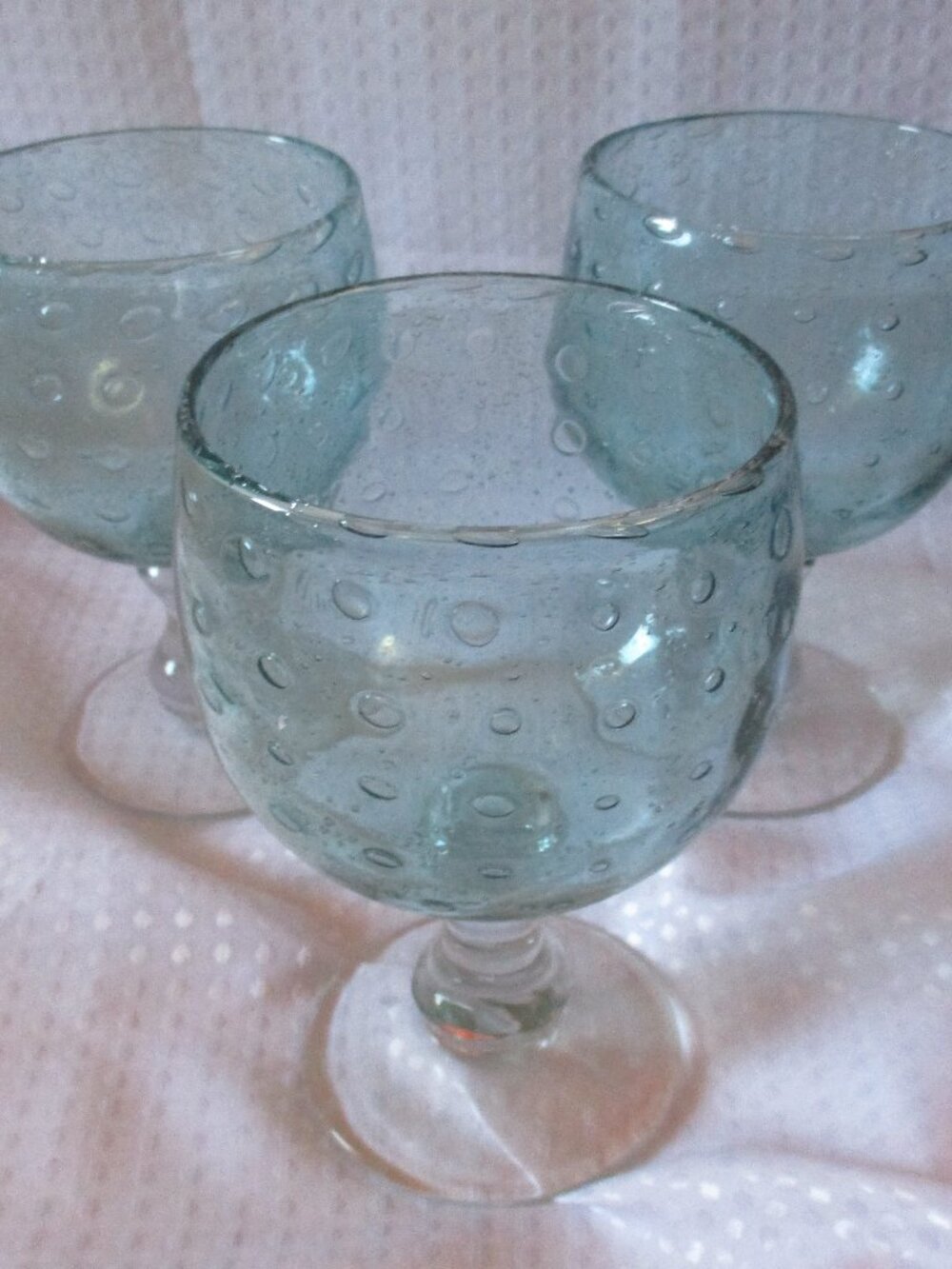 Unbranded Set of 3 Light Blue-Green Hand-Blown Bubble Glass Goblets